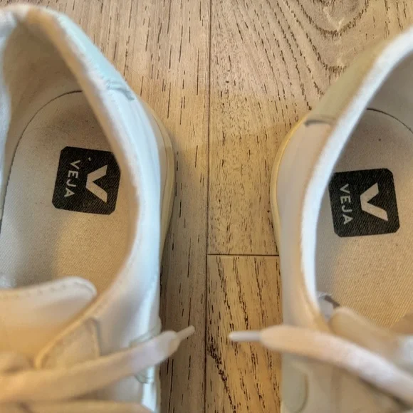 Veja Women's White and Mint Sneakers - Picture 4 of 7